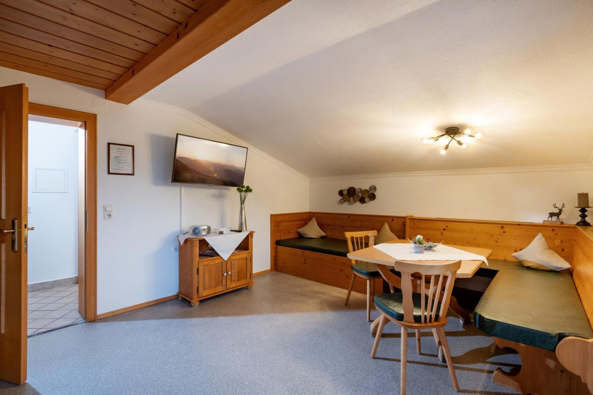Haus Schroll Appartement Ried im Zillertal Buitenkant foto