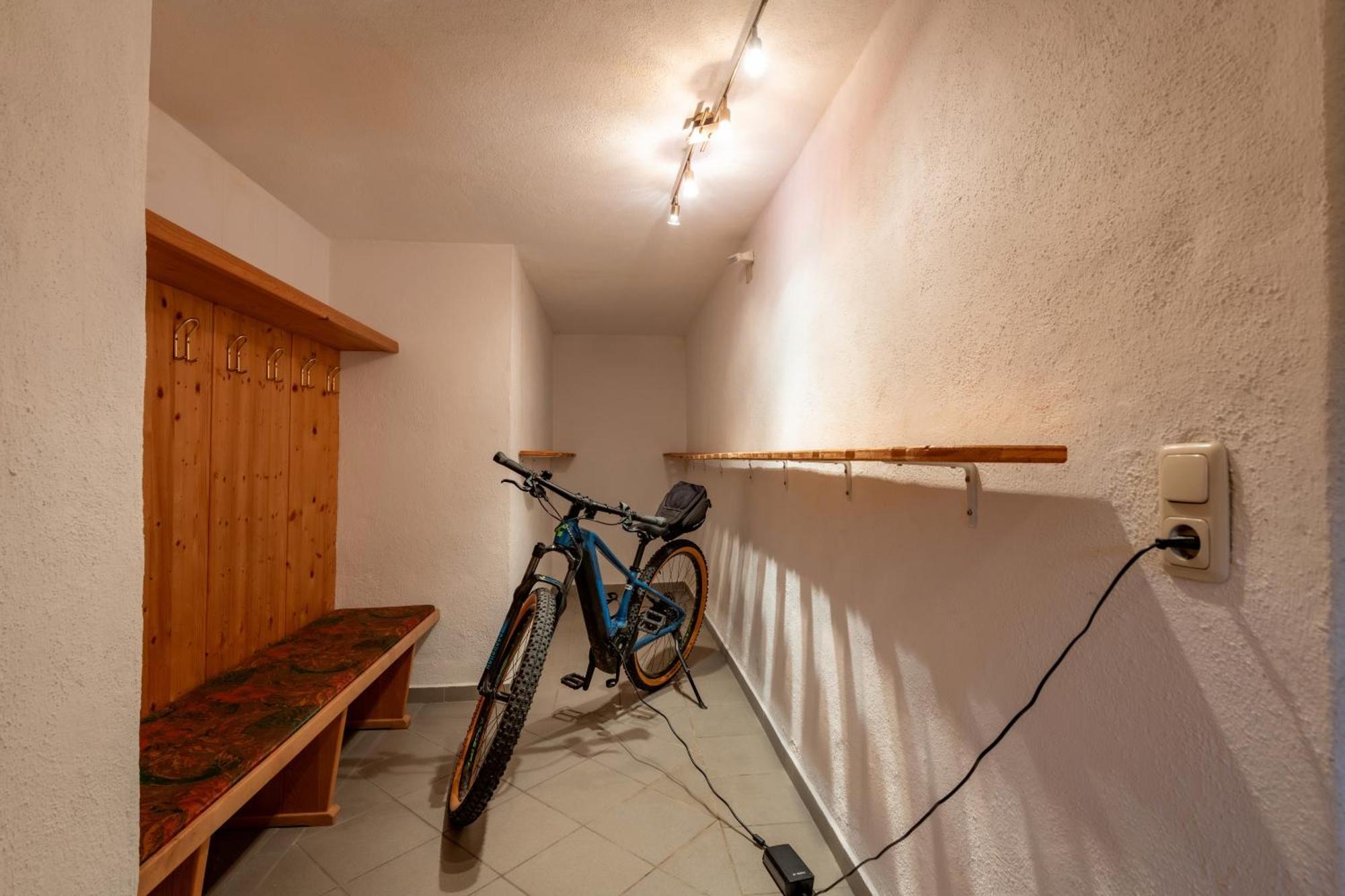 Haus Schroll Appartement Ried im Zillertal Buitenkant foto