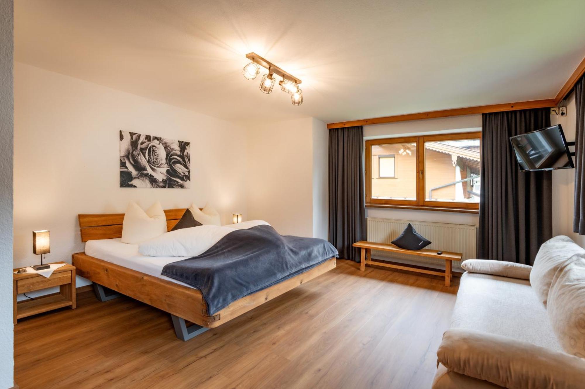 Haus Schroll Appartement Ried im Zillertal Buitenkant foto