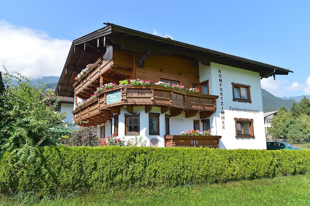 Haus Schroll Appartement Ried im Zillertal Buitenkant foto
