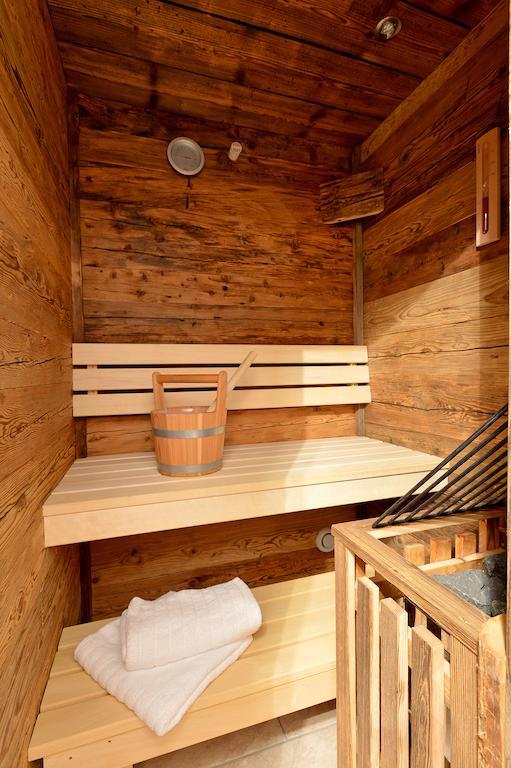 Haus Schroll Appartement Ried im Zillertal Kamer foto
